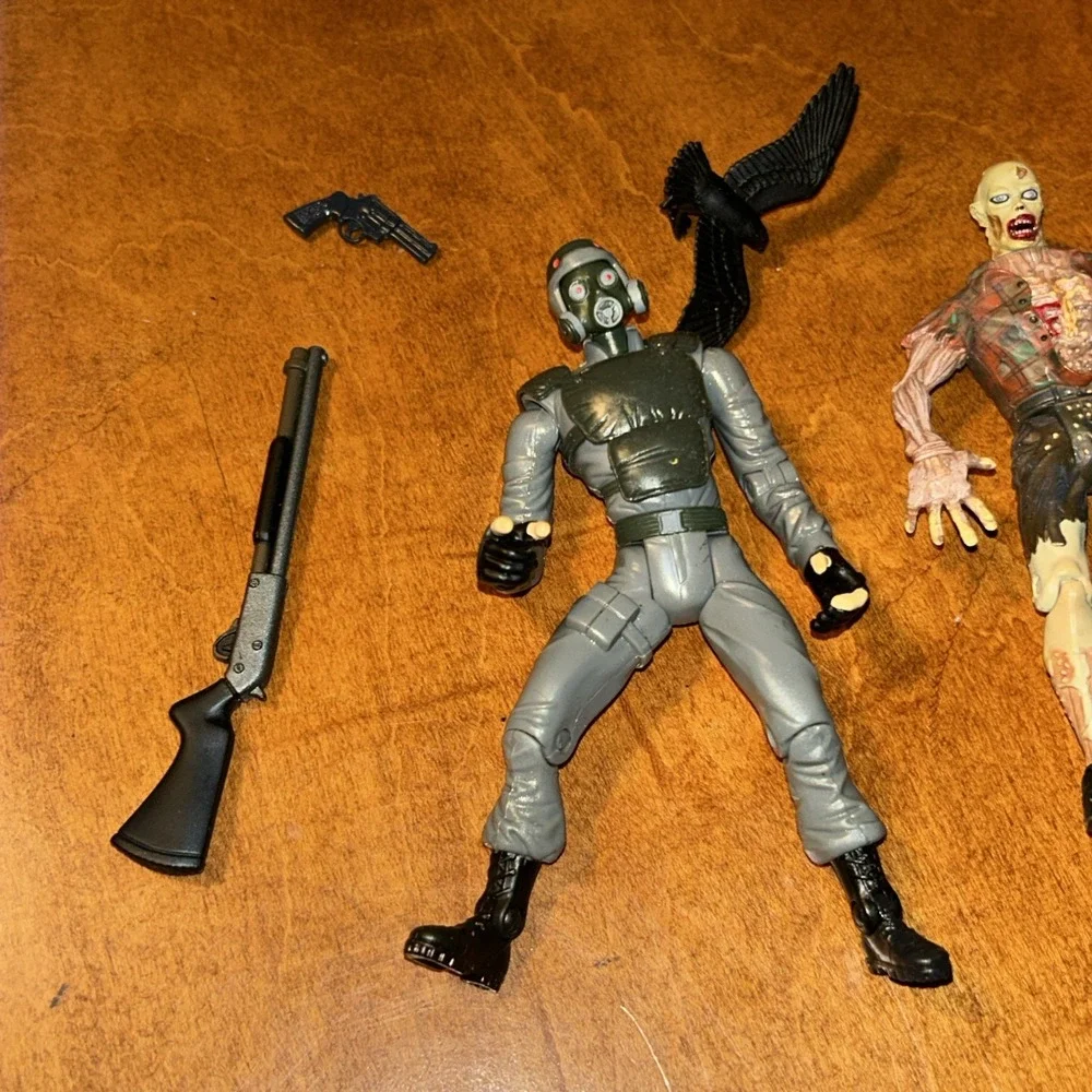 HUNK ZOMBIE CROW ToyBiz Resident Evil Toy Biz Biohazard Figure Bundle Set Lot C2